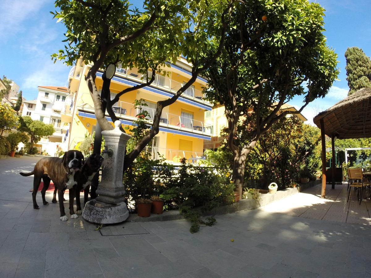 Hotel Villa Delibera Varazze Eksteriør billede