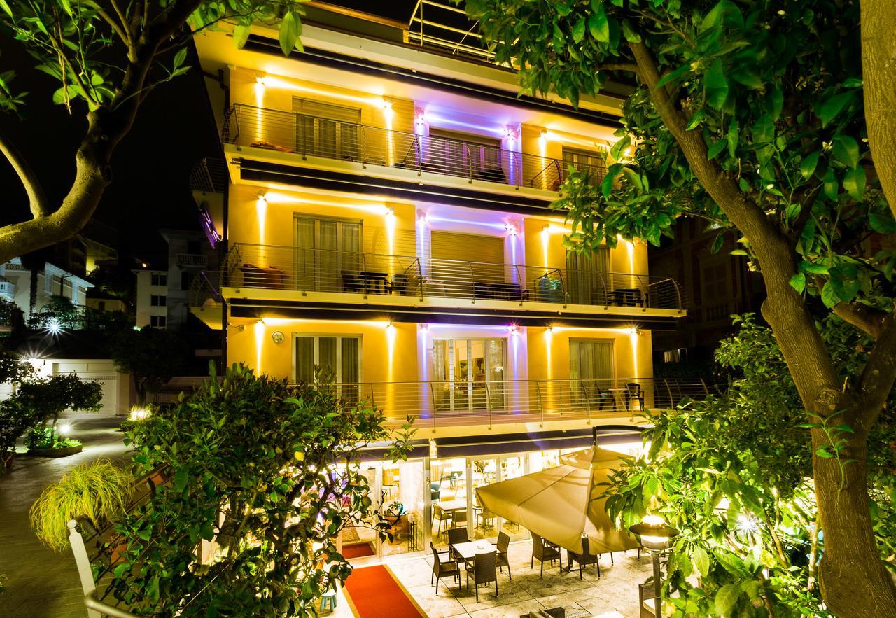 Hotel Villa Delibera Varazze Eksteriør billede